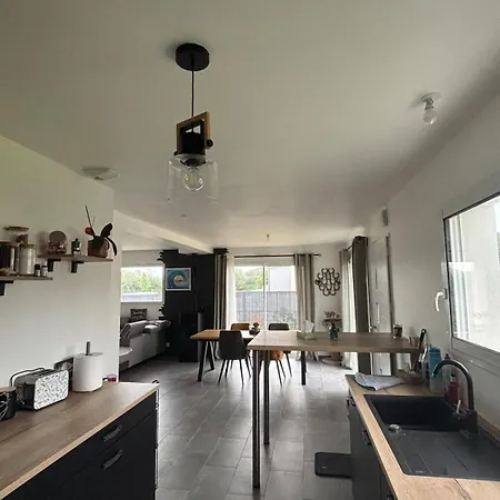 Au Milieu De La Hague, 5 Personnes Branville-Hague