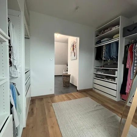 Vakantiehuis Au Milieu De La Hague, 5 Personnes *